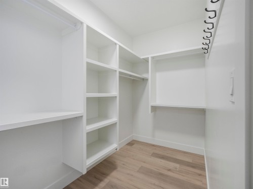 3519 45 Avenue, Beaumont, AB - Indoor With Storage