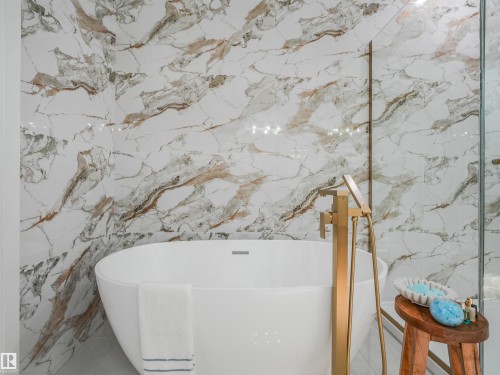 3519 45 Avenue, Beaumont, AB - Indoor Photo Showing Bathroom