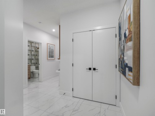 3519 45 Avenue, Beaumont, AB - Indoor Photo Showing Other Room