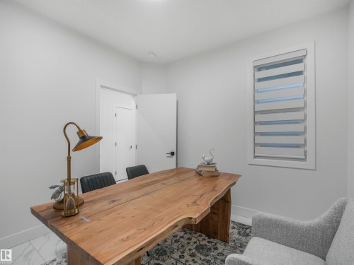 3519 45 Avenue, Beaumont, AB - Indoor