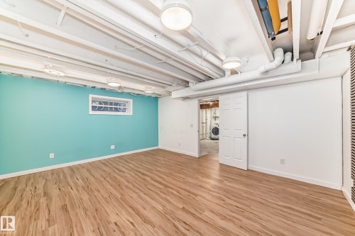 1954 119A Street, Edmonton, AB - Indoor