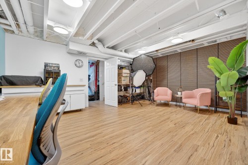 1954 119A Street, Edmonton, AB - Indoor