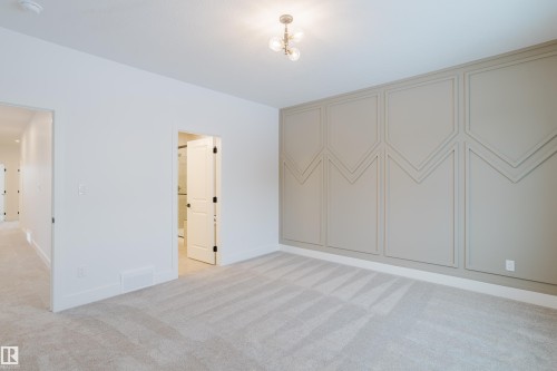 709 Elderberry Close, Edmonton, AB - Indoor Photo Showing Other Room