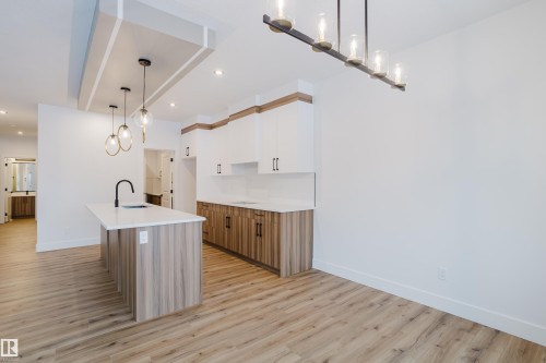 709 Elderberry Close, Edmonton, AB - Indoor