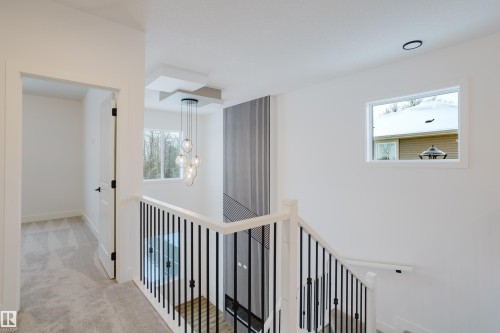 709 Elderberry Close, Edmonton, AB - Indoor Photo Showing Other Room
