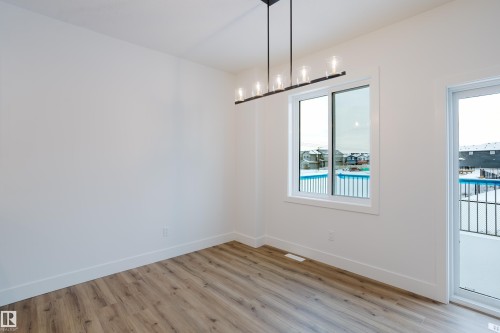 709 Elderberry Close, Edmonton, AB - Indoor Photo Showing Other Room