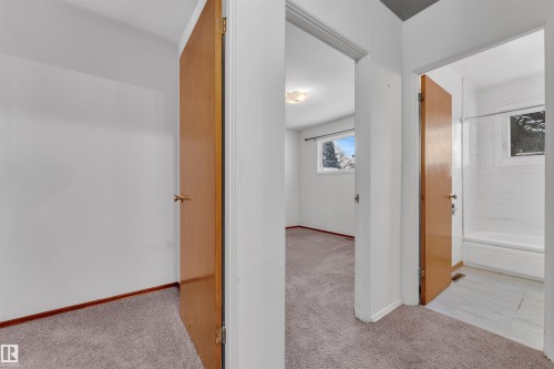 16111 109 Avenue, Edmonton, AB - Indoor Photo Showing Other Room