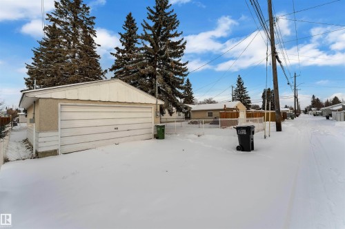 16111 109 Avenue, Edmonton, AB - Outdoor
