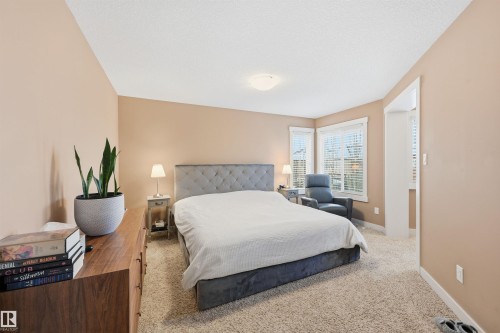 2292 Warry Loop, Edmonton, AB - Indoor Photo Showing Bedroom