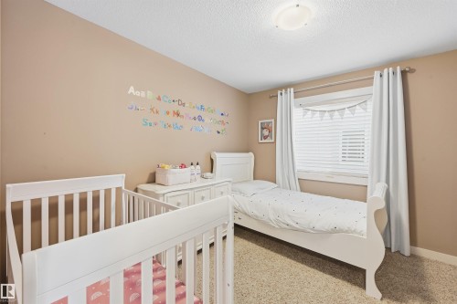 2292 Warry Loop, Edmonton, AB - Indoor Photo Showing Bedroom