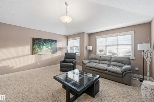 2292 Warry Loop, Edmonton, AB - Indoor Photo Showing Living Room
