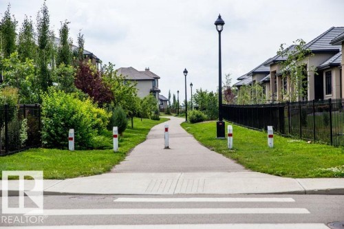 2292 Warry Loop, Edmonton, AB - Outdoor