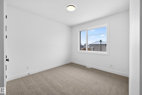 82 Baker Street, Ardrossan, AB - Indoor Photo Showing Other Room