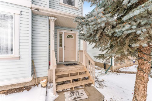 1098 Grantham Dr, Edmonton, AB - Outdoor