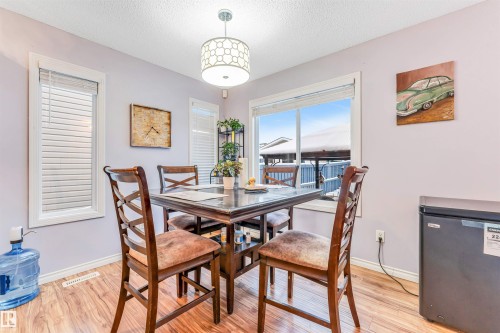1098 Grantham Dr, Edmonton, AB - Indoor Photo Showing Dining Room