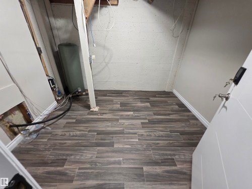 61 52349 Rge Road 233, Rural Strathcona County, AB - Indoor Photo Showing Other Room