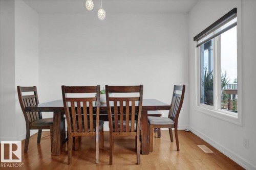 620 42 Street, Edmonton, AB - Indoor Photo Showing Dining Room