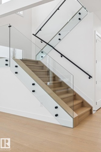 143 25122 Sturgeon Road, Rural Sturgeon County, AB - Indoor Photo Showing Other Room