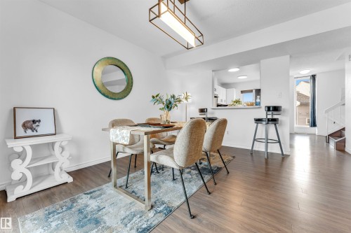 5344 38A Avenue, Edmonton, AB - Indoor Photo Showing Dining Room