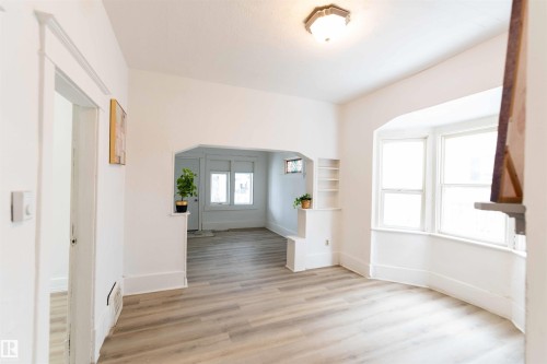 11734 87 Street, Edmonton, AB - Indoor Photo Showing Other Room
