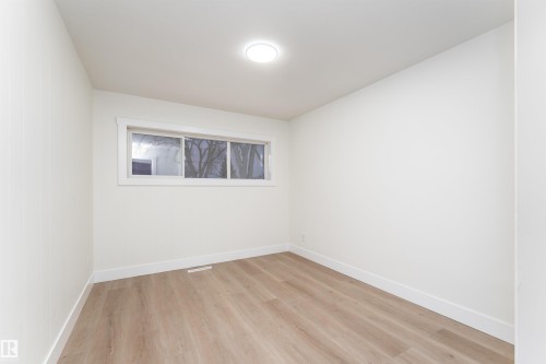 12220 51 Street, Edmonton, AB - Indoor Photo Showing Other Room