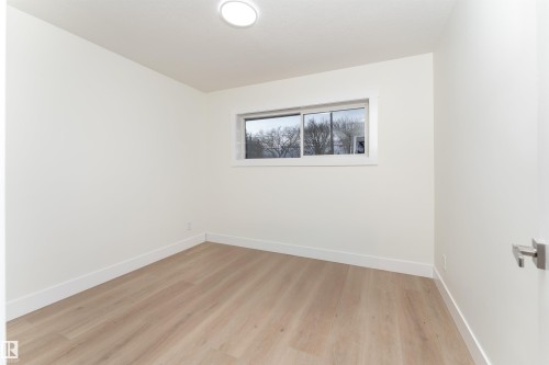 12220 51 Street, Edmonton, AB - Indoor Photo Showing Other Room