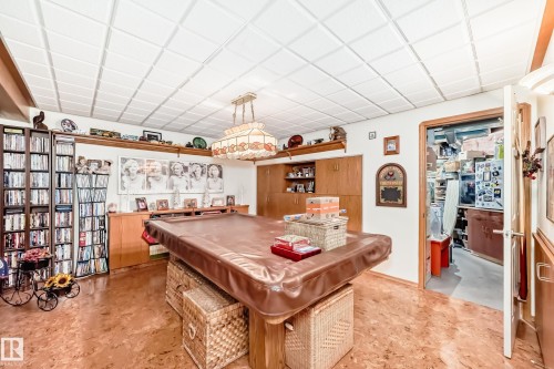 14 Linkside Place, Spruce Grove, AB - Indoor Photo Showing Other Room