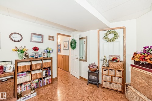 14 Linkside Place, Spruce Grove, AB - Indoor