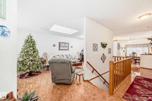 14 Linkside Place, Spruce Grove, AB - Indoor