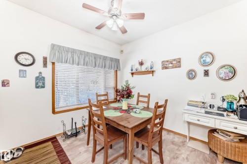 14 Linkside Place, Spruce Grove, AB - Indoor Photo Showing Dining Room