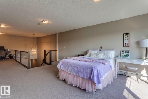 19 20425 93 Avenue, Edmonton, AB - Indoor Photo Showing Bedroom
