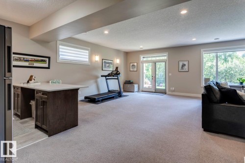 19 20425 93 Avenue, Edmonton, AB - Indoor