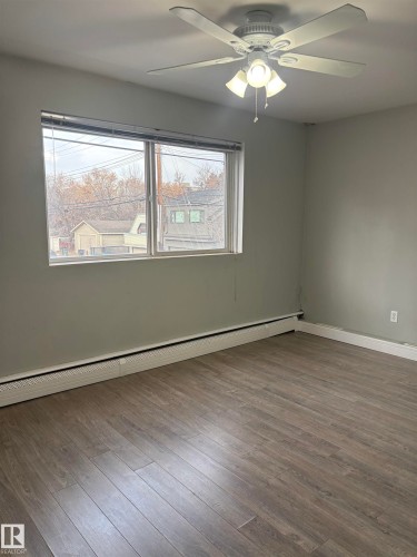 24 8406 104 Street, Edmonton, AB - Indoor Photo Showing Other Room