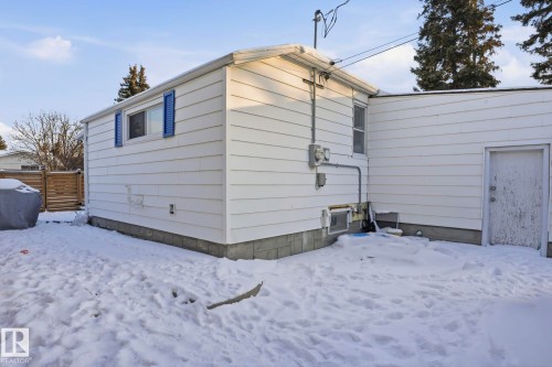 9550 128 Avenue, Edmonton, AB - Outdoor With Exterior