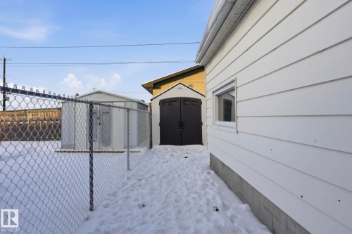 9550 128 Avenue, Edmonton, AB - Outdoor With Exterior