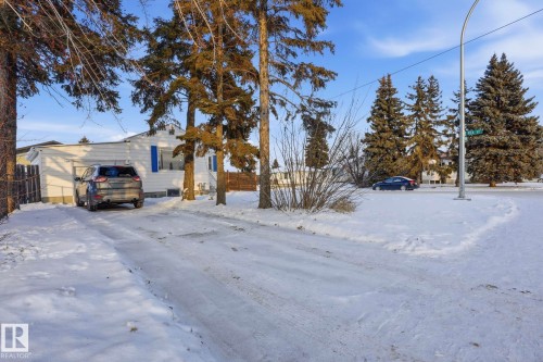 9550 128 Avenue, Edmonton, AB - Outdoor