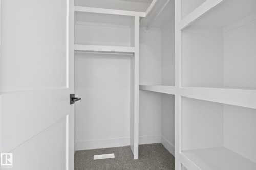 326 32 Avenue, Edmonton, AB - Indoor