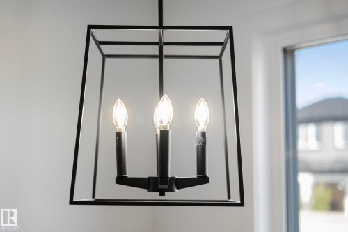 326 32 Avenue, Edmonton, AB - Indoor Photo Showing Other Room