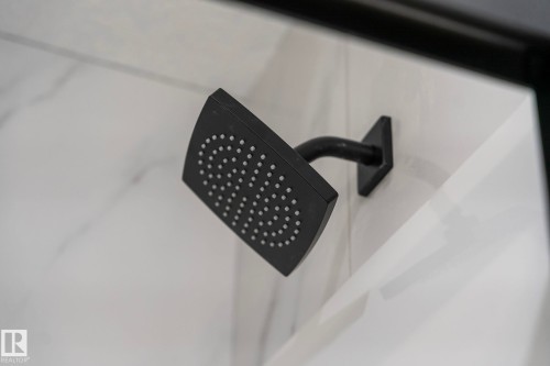 326 32 Avenue, Edmonton, AB - Indoor Photo Showing Other Room