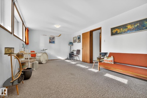 9937 82 Street, Edmonton, AB - Indoor Photo Showing Other Room