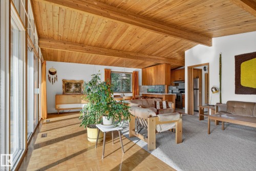 9937 82 Street, Edmonton, AB - Indoor Photo Showing Other Room