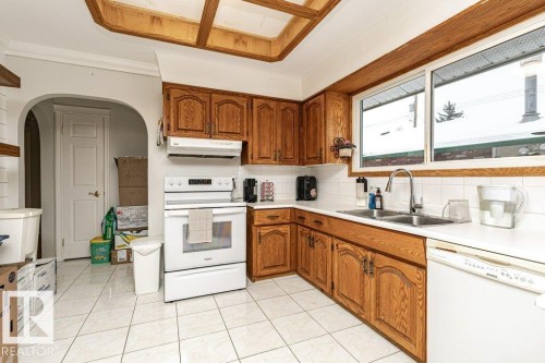 16614 105 Avenue, Edmonton, AB - Indoor Photo Showing Kitchen With Double Sink