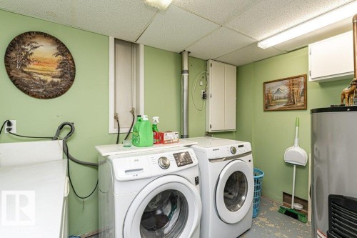 16614 105 Avenue, Edmonton, AB - Indoor Photo Showing Laundry Room