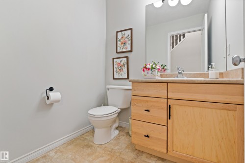 20432 50 Avenue, Edmonton, AB - Indoor Photo Showing Bathroom