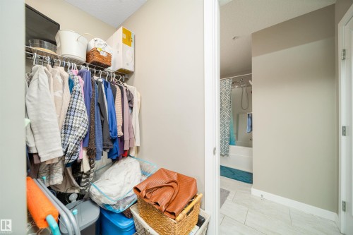 125 5504 Schonsee Drive, Edmonton, AB - Indoor With Storage