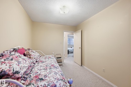 15103 73 Street, Edmonton, AB - Indoor Photo Showing Bedroom