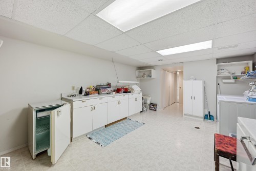 15103 73 Street, Edmonton, AB - Indoor Photo Showing Laundry Room