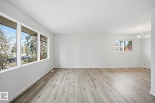 14719 87 Avenue, Edmonton, AB - Indoor Photo Showing Other Room