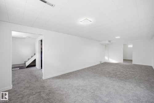 14719 87 Avenue, Edmonton, AB - Indoor Photo Showing Other Room