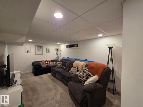 12410 120 Avenue, Edmonton, AB - Indoor